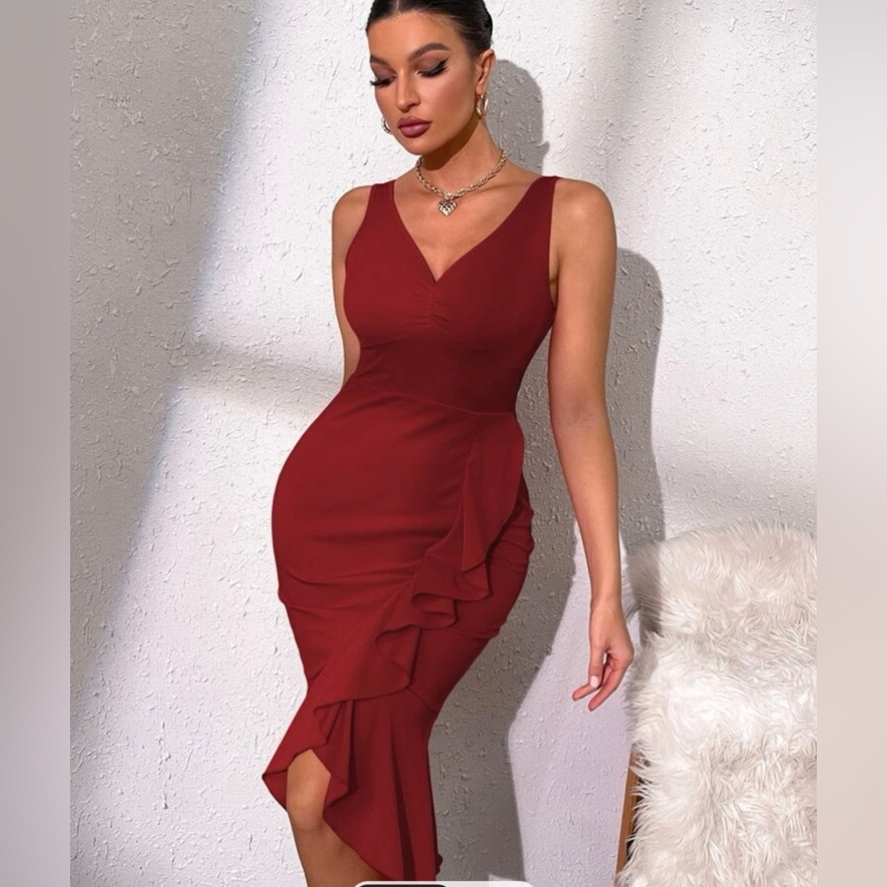 Ruffle trim mermaid body con dress